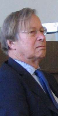Ronald Dworkin, American philosopher and legal scholar, dies at age 81